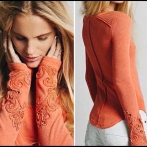 🔥FREE PEOPLE Cozy Masquerade Cuff Thermal🔥